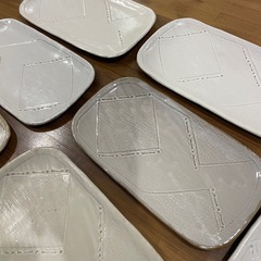四角い平皿、9枚セットの画像