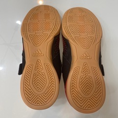 【美品】adidas フットサルシューズ PREDATOR 24.5cmの画像