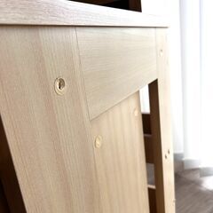 【無料】小中学生向け 勉強机（使用歴7年）の画像