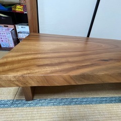 一枚板　ローテーブル　の画像