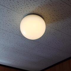 丸いシーリングライトの画像