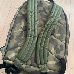 POLERデイパック　リュック　バッグ
 の画像