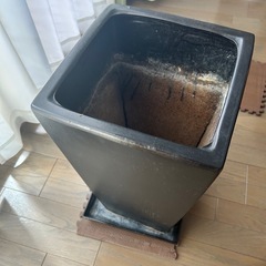 植木鉢の画像