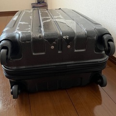 スーツケースの画像