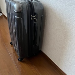 スーツケースの画像