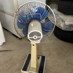 レトロ扇風機の画像