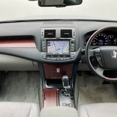 【自社ローン対象】トヨタ　クラウン　スマートキー　アルミホイール　バックカメラの画像