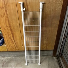 【済】大型 伸縮 突っ張り棚　107cm〜の画像