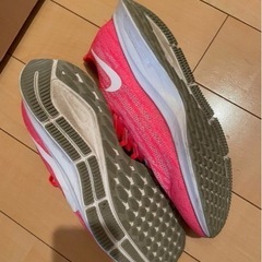 NIKE ナイキ　メンズ　ランニングシューズの画像