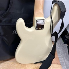 福岡市引取専用Bacchus since1994 エレキベースケース付の画像