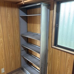 【取引中】金属製の棚