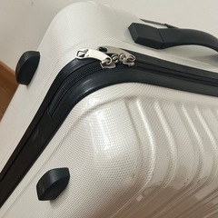 キャリーケースの画像