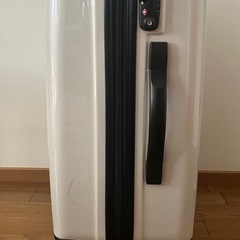 キャリーケースの画像