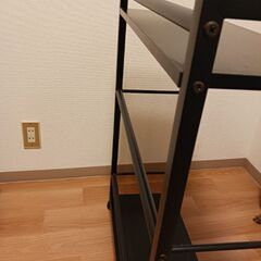 真ん中の段が無いキッチンラック　黒　の画像