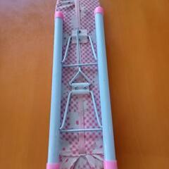 中古　ミニアイロンとミニアイロン台のセットの画像