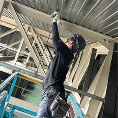 急募☆富山市の電気工事士！20代～60代まで幅広い年齢層の職場です♩20代大活躍中(^^)の画像