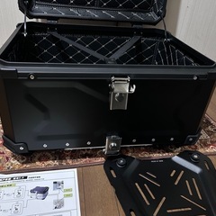 大容量　バイク用　リアボックス アルミトップケース (80L Black 黒) リアボックス 汎用 ブラックの画像