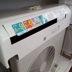 ★リユースのサカイ水戸店★ CORONA ルームエアコン CSH-N2221R 2.2kw 2022年製 室内機分解洗浄済み MT4935の画像
