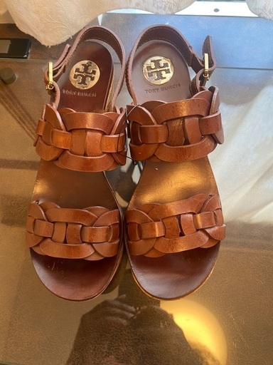 TORY BURCH トリーバーチレザープラットフォームサンダル
