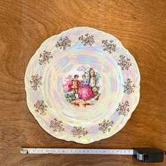 アンティーク　レトロ　大皿・ティーカップ・ソーサーセットの画像