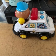 アンパンマンパトカーの画像