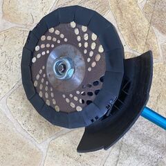 697 充電式草刈機 makita マキタMUR017GZ 40V 本体のみ 中古品の画像