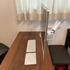 M1 iMac 24インチ：メモリ16GB / SSD512GB（VESAマウント）の画像