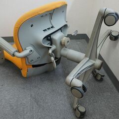 中古 オフィスチェア PLUS製 1脚の画像