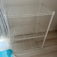 スチールラックの画像