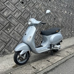 ピアジオベスパLX125の画像