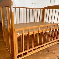 【お譲り先決まりました】ベビーベッド ベビーゲージ の画像