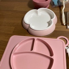 【おもちゃまとめ売り】　ひっくり返らない食器　ブルーナボンボン　の画像