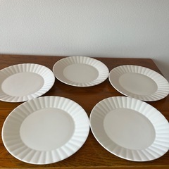 Francfranc など　
白い食器　まとめての画像