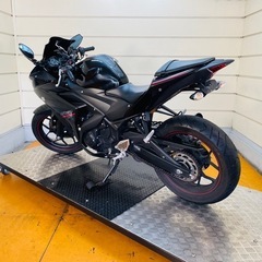9793km ★始動動画あり★ ヤマハ YZF-R25　RG43J 中型　兵庫の画像