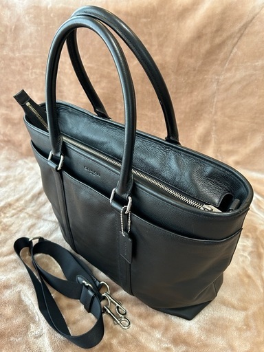 コーチメトロポリタントート黒ビジネストートバッグブリーフケースかばんカバン書類鞄 レザー 2way ショルダーバッグメンズブラック