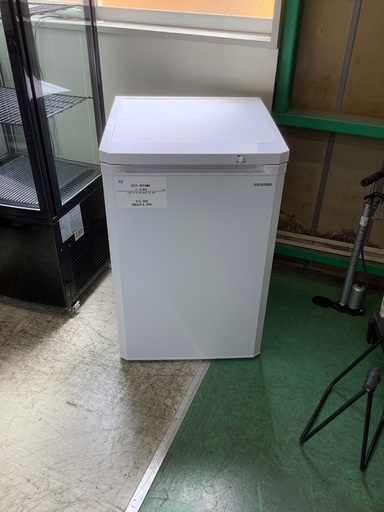 安心の1年保証付き！！　IRIS OHYAMA 　1ドア冷凍庫　IUSD-98-W  2022年製　85L