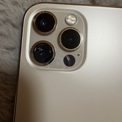 iPhone12Proゴールドの画像