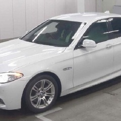 走行5万㌔代　BMW 5シリーズ 523D F10 車検付き　軽油の画像