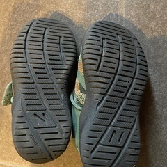 ニューバランス　水遊び用のサンダル15.5cm  の画像