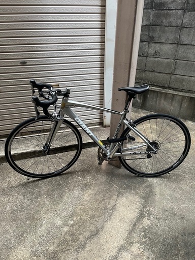 GIANT  ロードバイク　DEFY