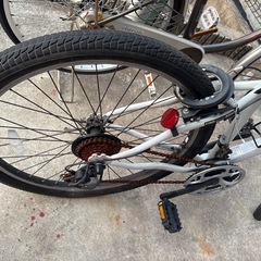 自転車　パンク　要修理
の画像