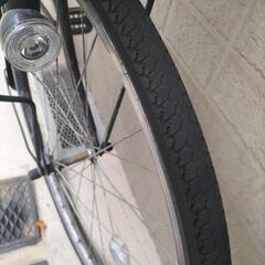 後輪パンク自転車　6段変速の画像