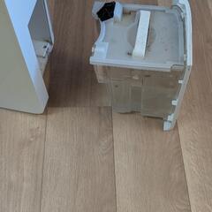 除湿機　SHARP製「CV-J71-W」の画像
