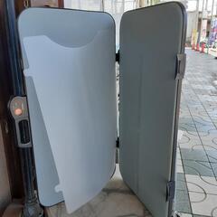 格安❗ ズボンプレッサー TOSHIBAの画像
