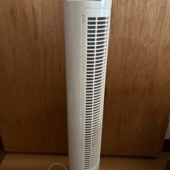 アイリス　タワーファン 扇風機の画像