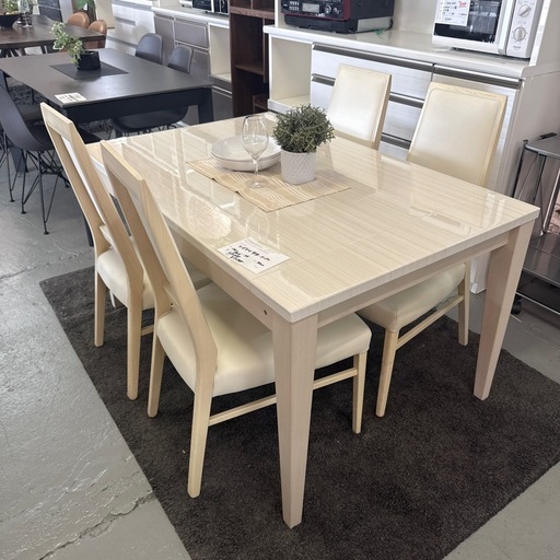 ダイニングテーブルセット　伸長式