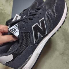 【新品未使用】New Balance スニーカー ML565EB1 ブラック 28cmの画像