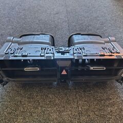 ☆TOYOTA☆ カロ－ラ ZRE-212W エアコン吹き出し口...