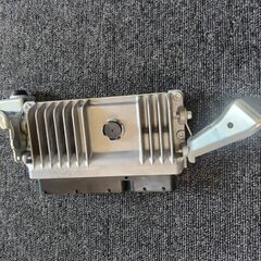 ☆TOYOTA☆ カロ－ラ ZRE-212W エンジンコンピューターの画像