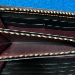 ポールスミス長財布　現状品、used品革用かクリームなにて磨きました。の画像